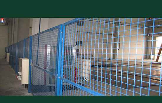 電焊<a href=http://www.yiliao123.com target=_blank class=infotextkey>護(hù)欄網(wǎng)</a>