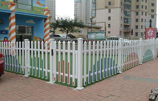 幼兒園<a href=http://www.yiliao123.com target=_blank class=infotextkey>圍欄</a>