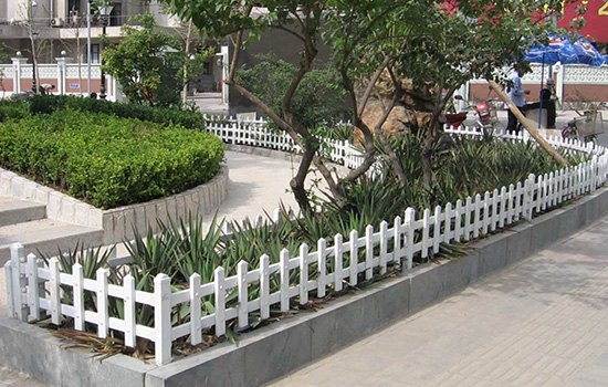 pvc花壇<a href=http://www.yiliao123.com target=_blank class=infotextkey>護(hù)欄</a>