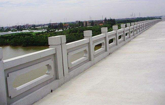 河堤<a href=http://www.yiliao123.com target=_blank class=infotextkey>護(hù)欄</a>