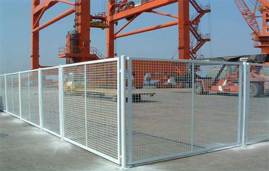 鋼絲網<a href=http://www.yiliao123.com target=_blank class=infotextkey>圍欄</a>